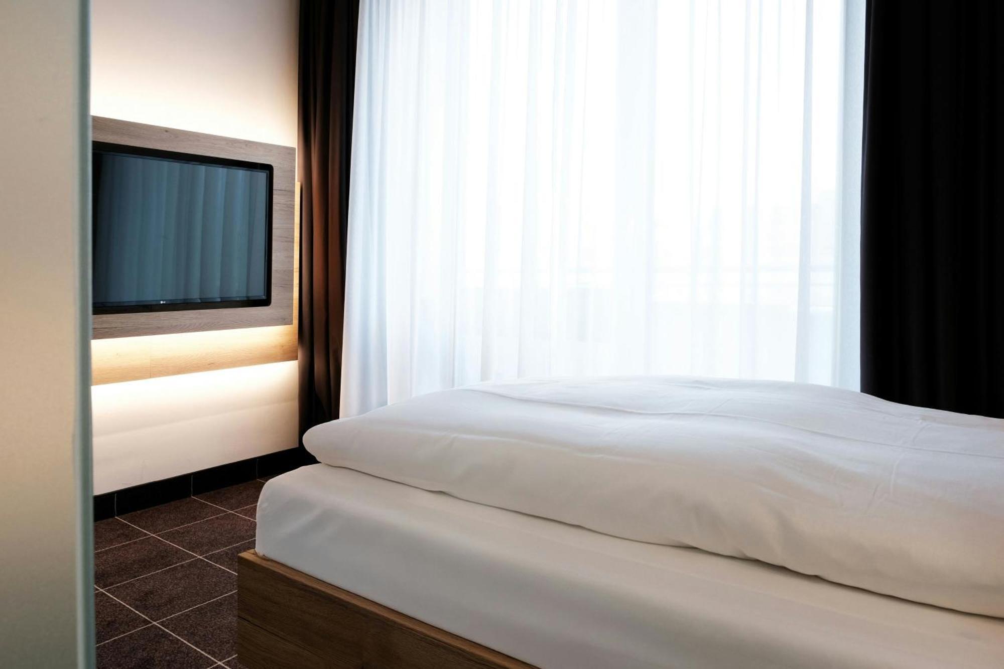 Four Ratingen Dusseldorf Airport Otel Dış mekan fotoğraf